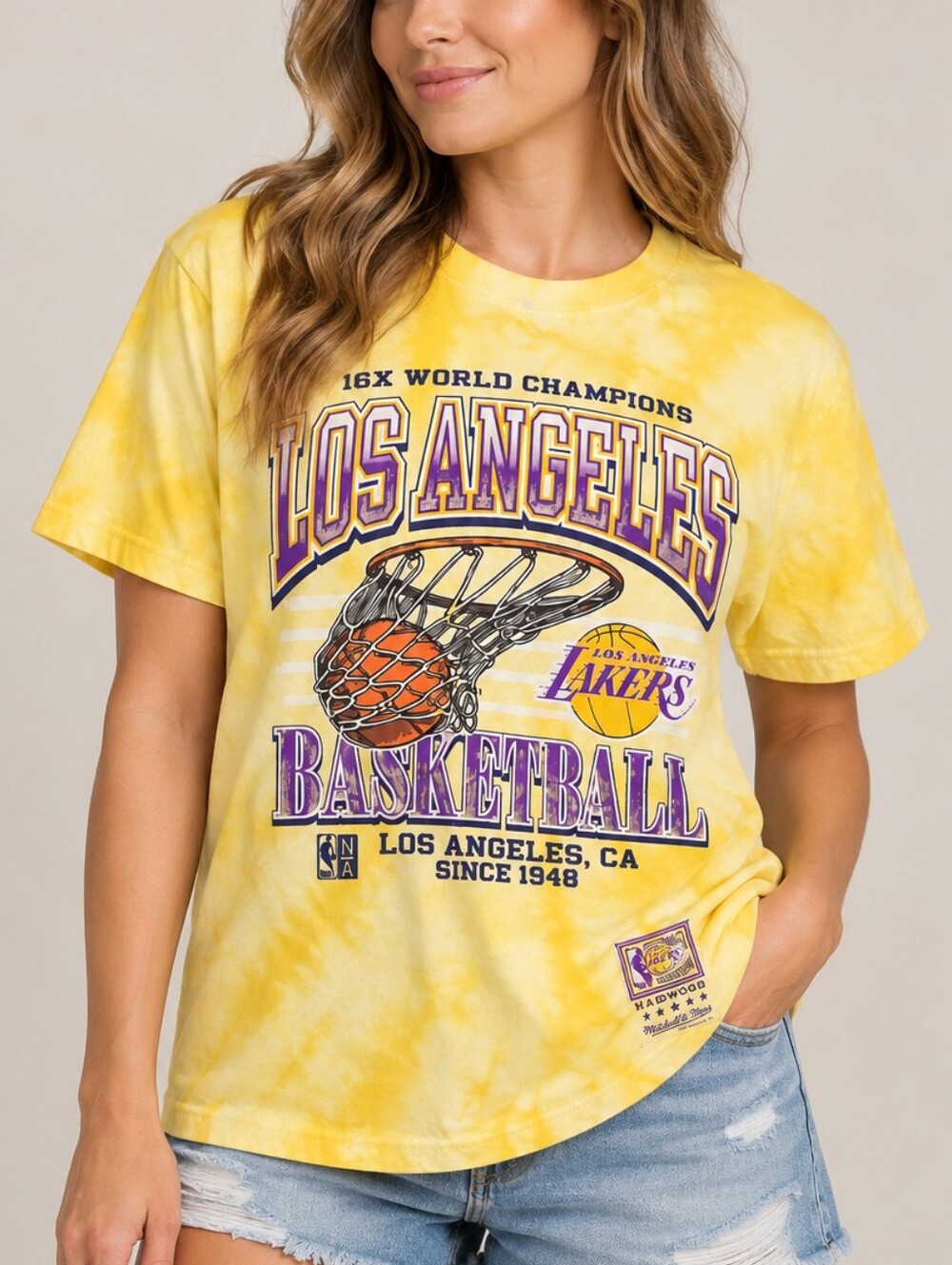 MITCHELL & NESS | Yellow Tie-Dye Los Angeles Lakers Graphic T-Shirt | Size M